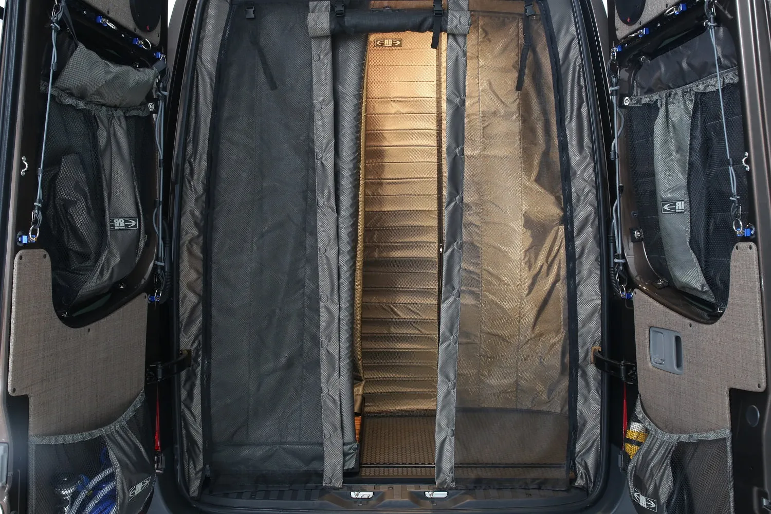 RB Gear Hauler Van CS - 170"EX 3500 4x4
