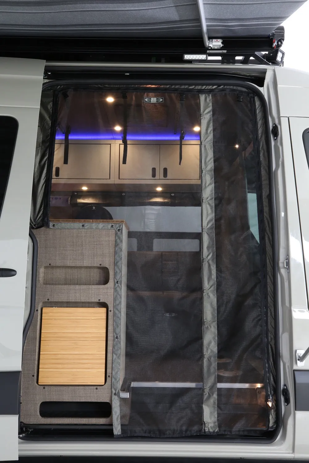 RB Gear Hauler Van DB - 170" 4x4