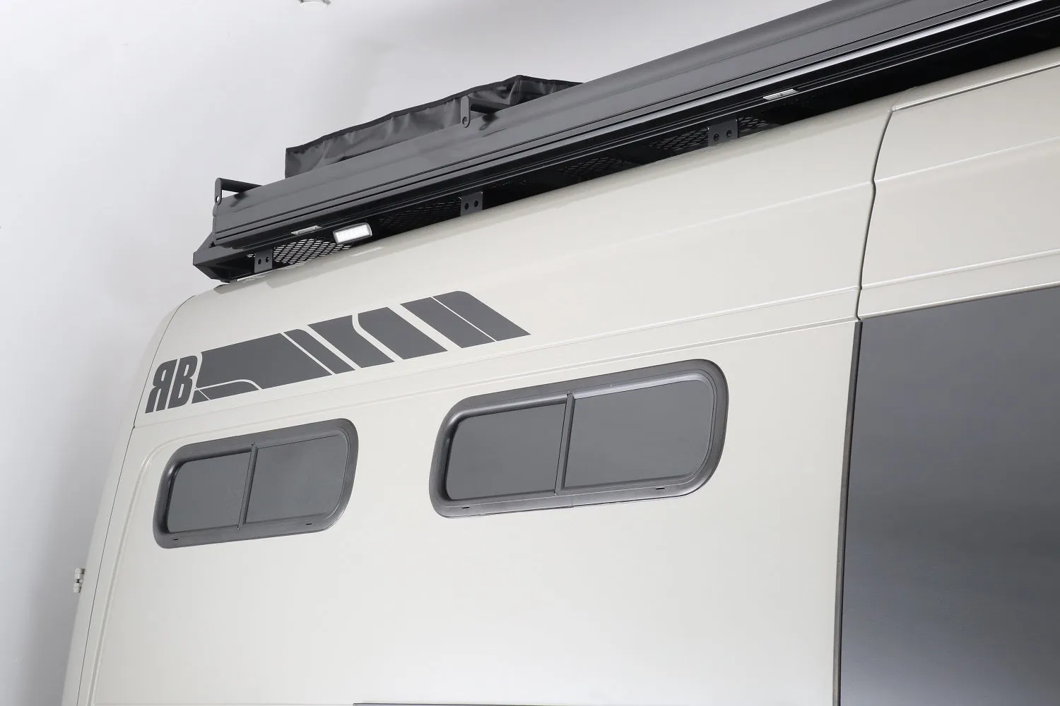 RB Gear Hauler Van DB - 170" 4x4