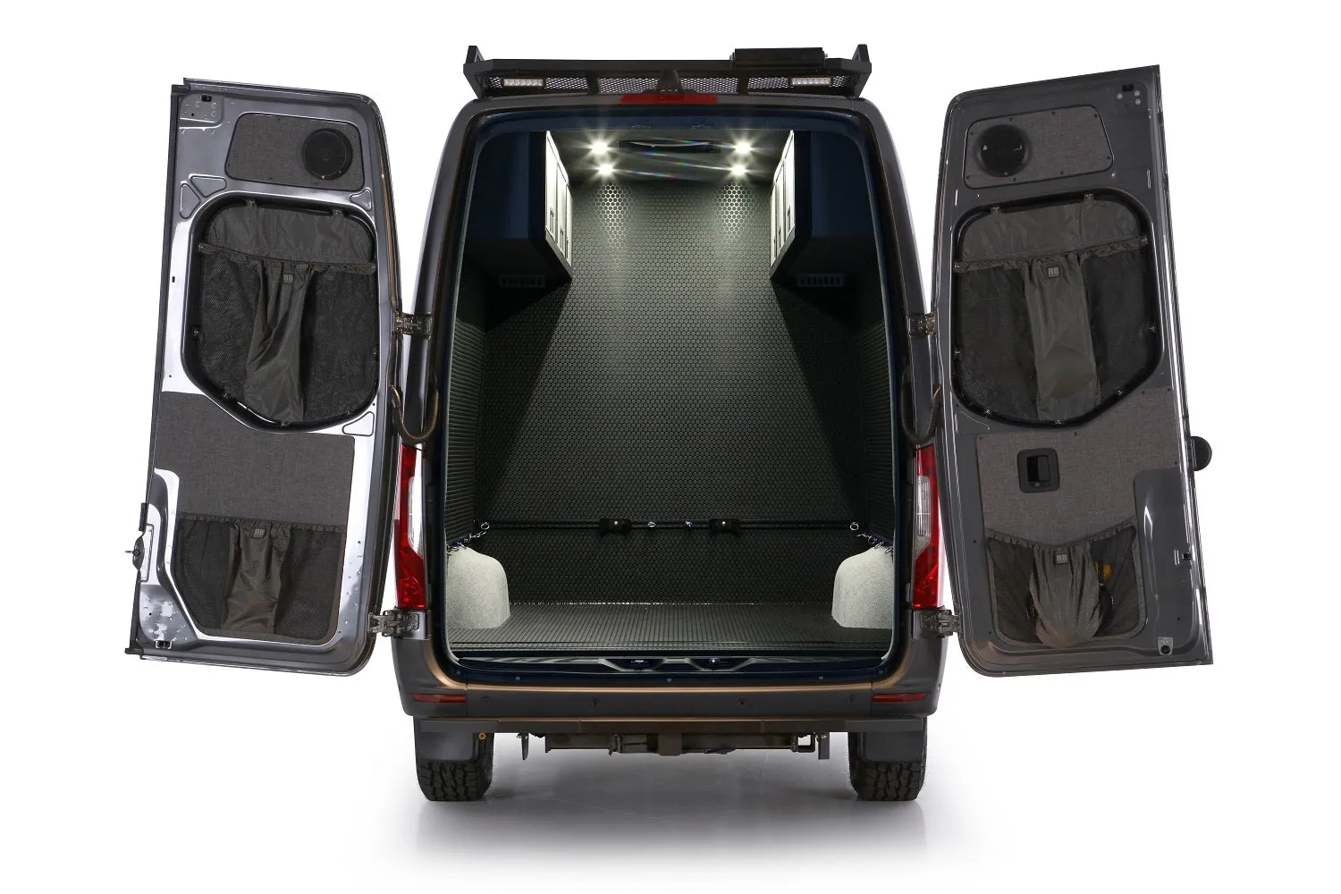 RB Gear Hauler Van DC - 170 2500 2x4