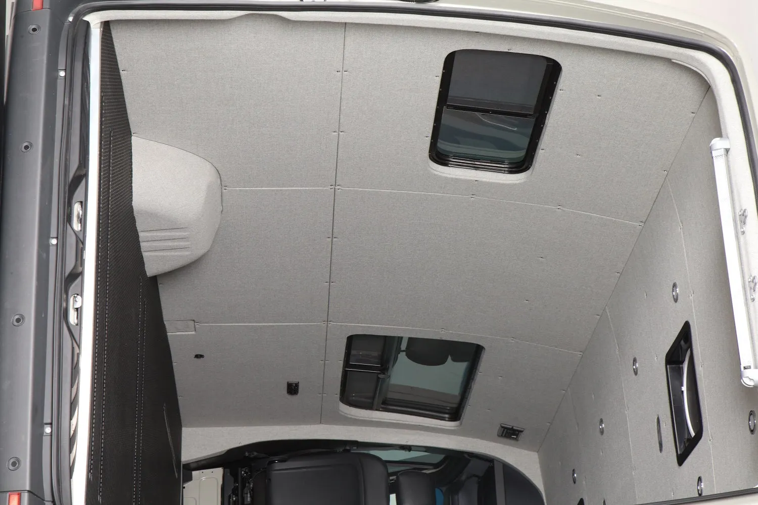 RB Gear Hauler Van FS - 170 2500 4x4