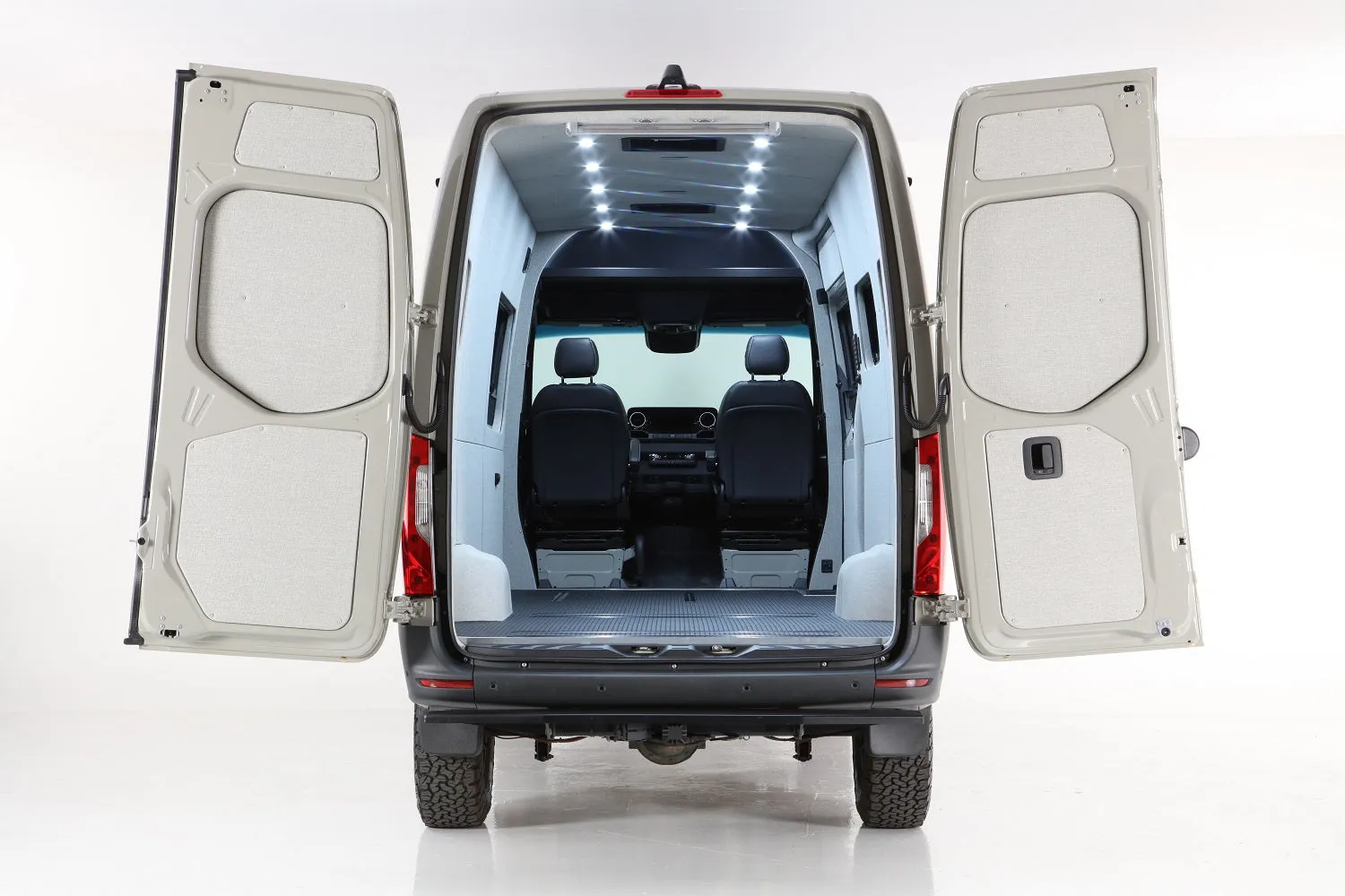 RB Gear Hauler Van FS - 170 2500 4x4