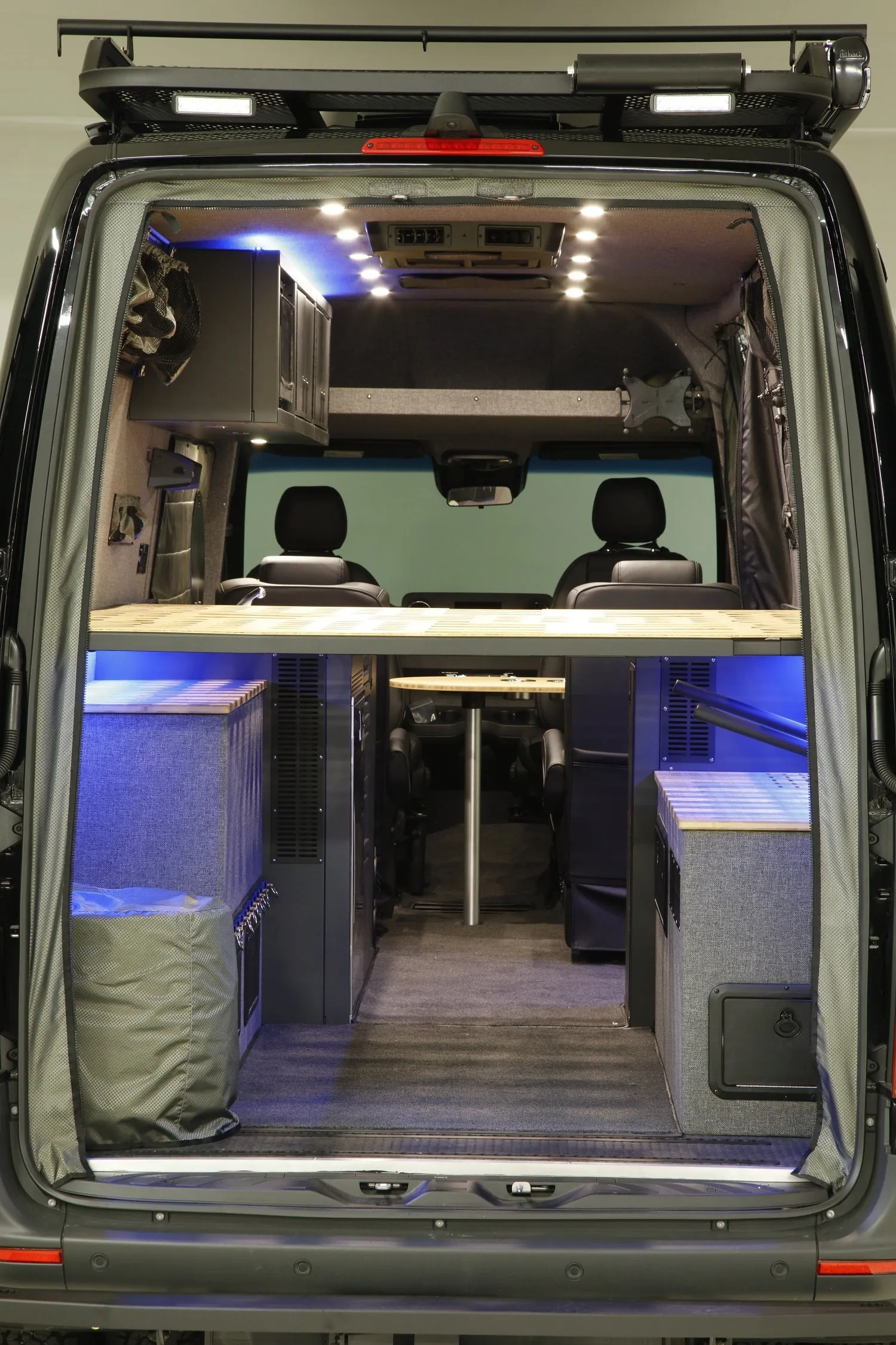 RB Gear Hauler Van MP - 170 4x4 3500